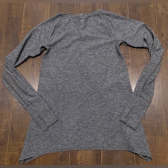 Ivivva Practice Ready Long sleeve in size 12 - Picture 5 of 6